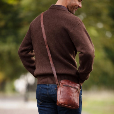 The Martil Small Messenger Bag